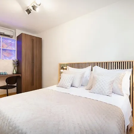 Urbi Et Orbi 2 Apartment *